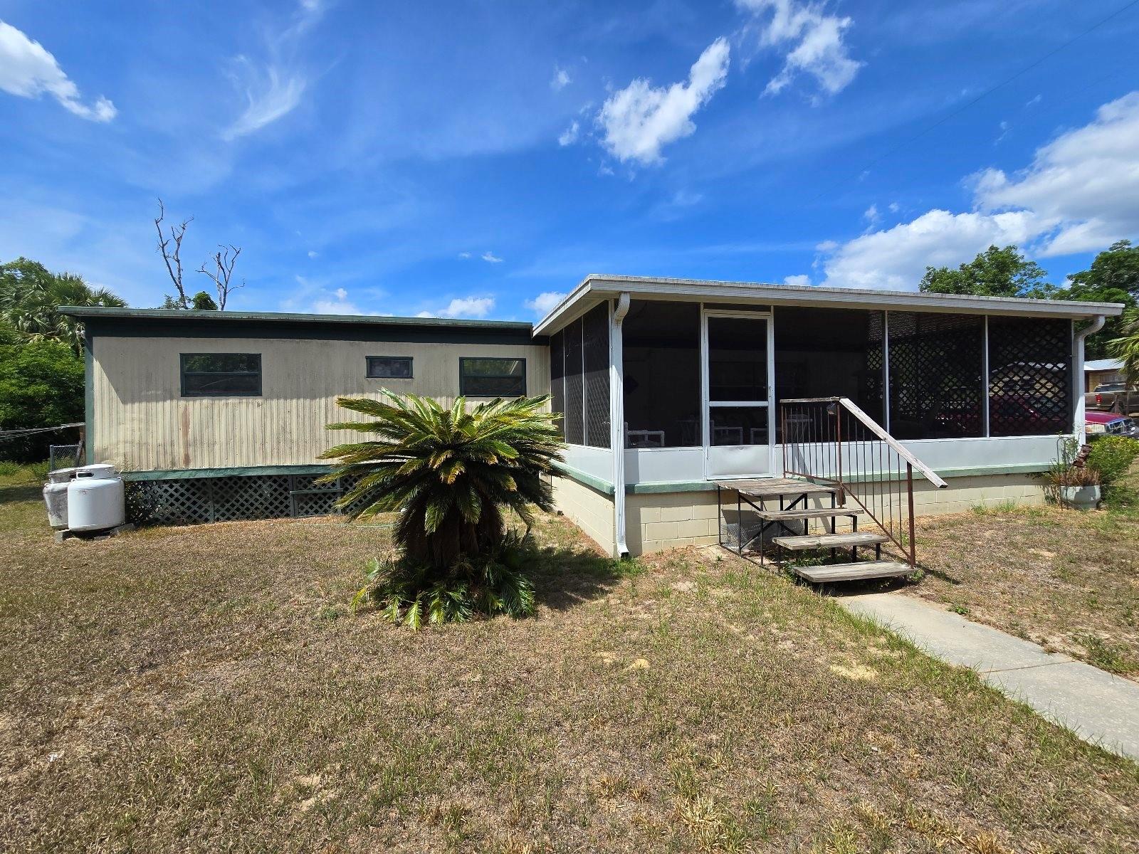 Details for 3490 174th Court, OCKLAWAHA, FL 32179