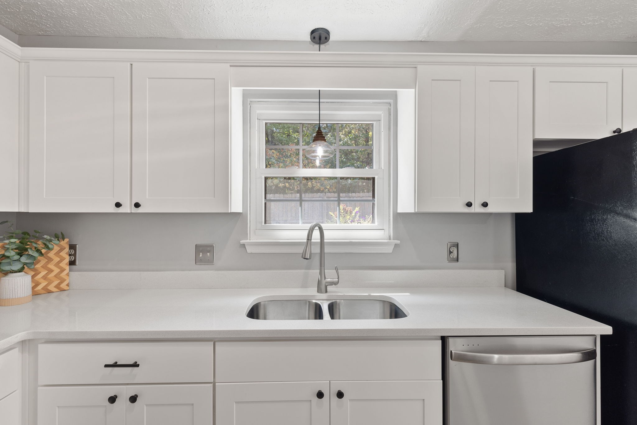 Image 10 of 13 For 29781 46 Avenue