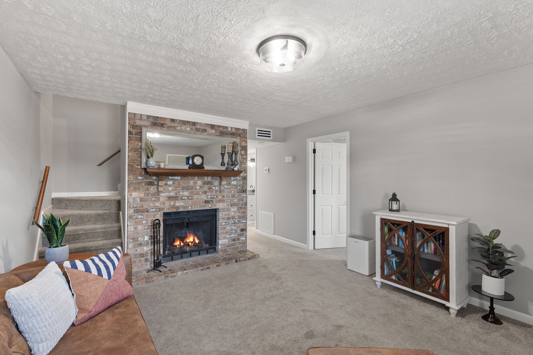 Image 4 of 13 For 29781 46 Avenue