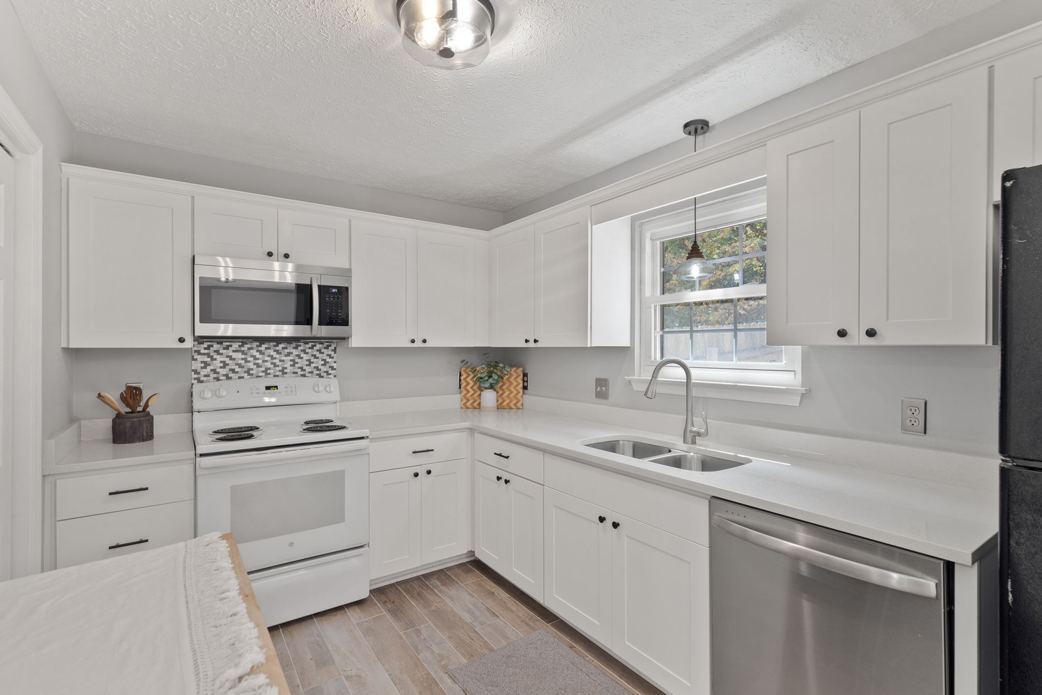 Image 8 of 13 For 29781 46 Avenue