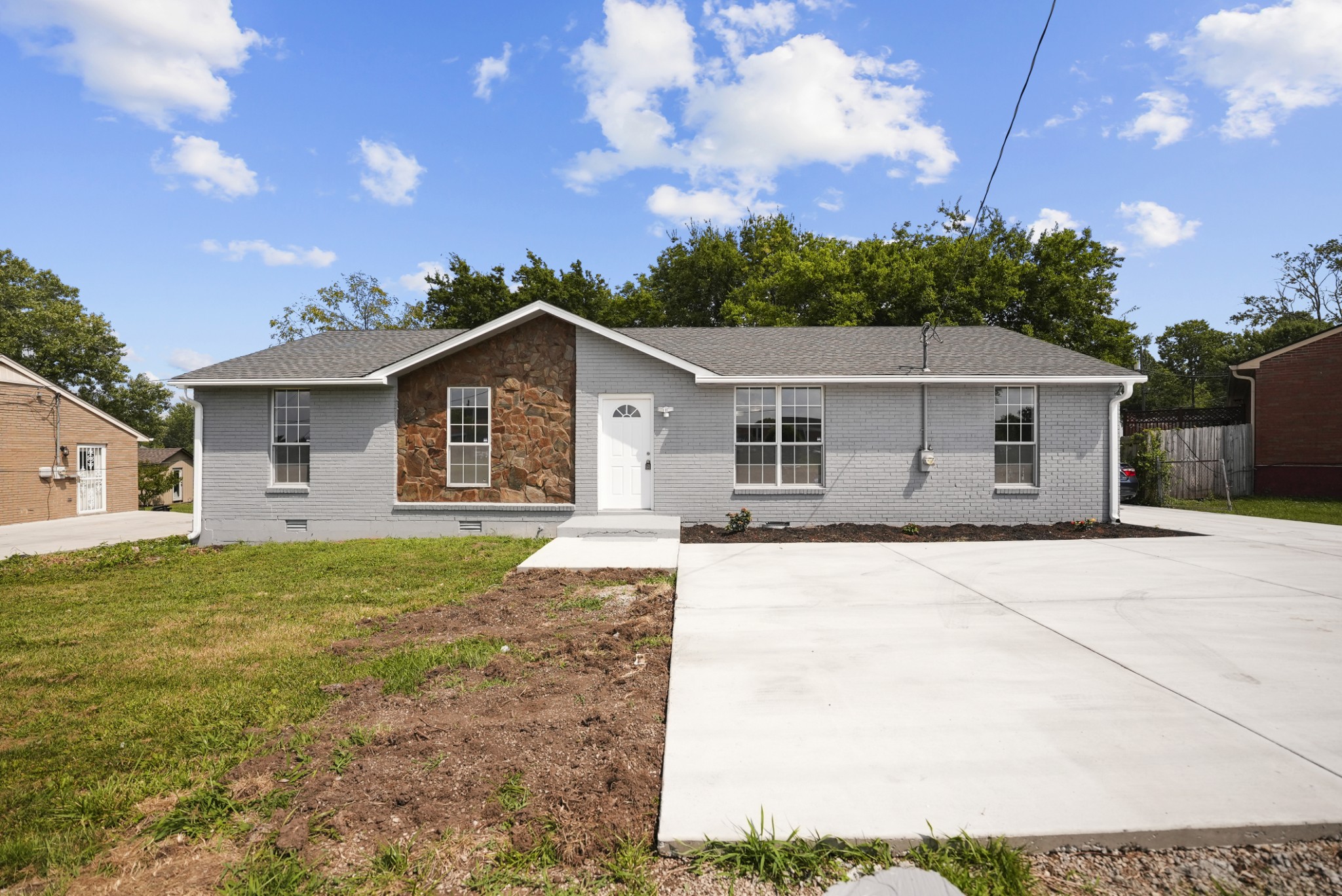 Image 22 of 35 For 7706 89th Court