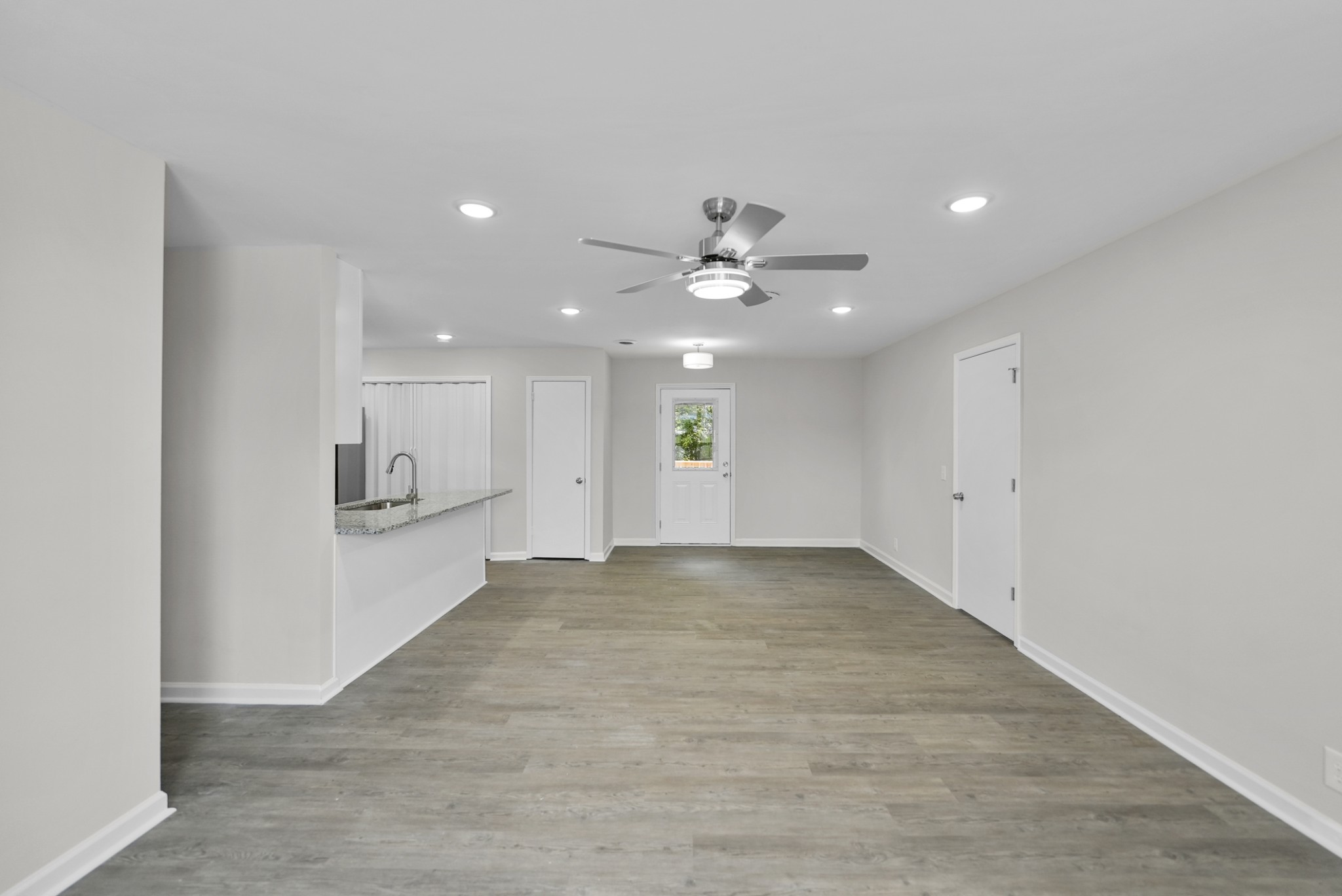 Image 3 of 35 For 7706 89th Court