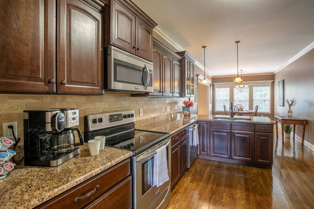 Image 30 of 53 For 1392 103rd Avenue