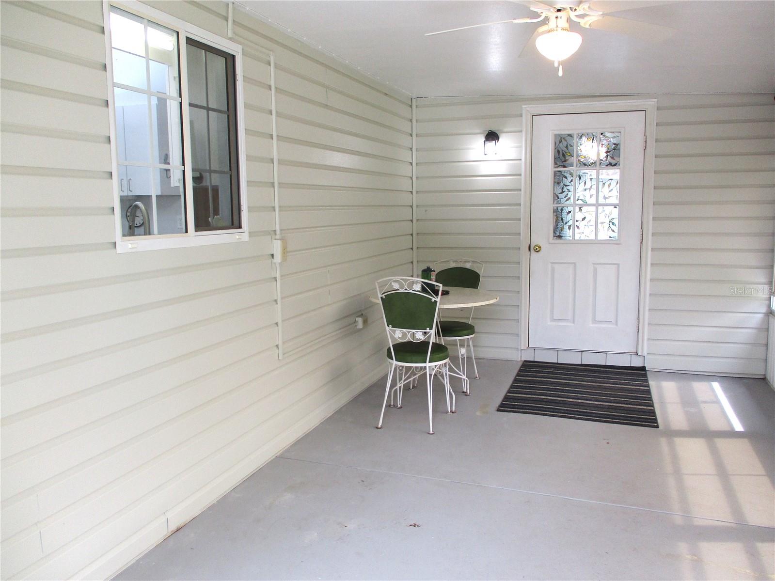 Image 43 of 90 For 13816 112th Terrace