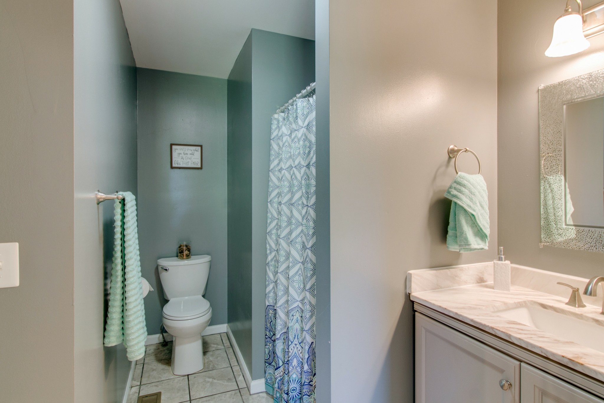 Listing photo id 9 for 3503 Westcove Court