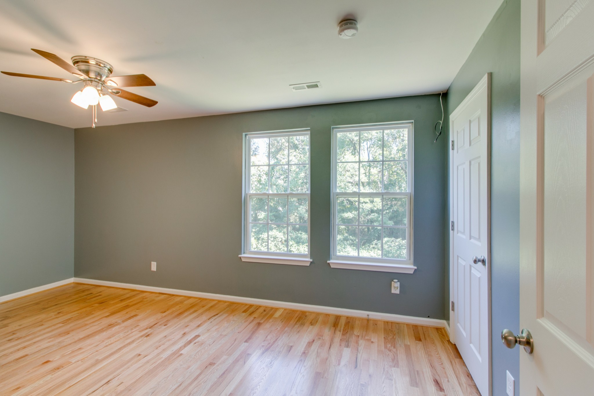 Listing photo id 10 for 3503 Westcove Court