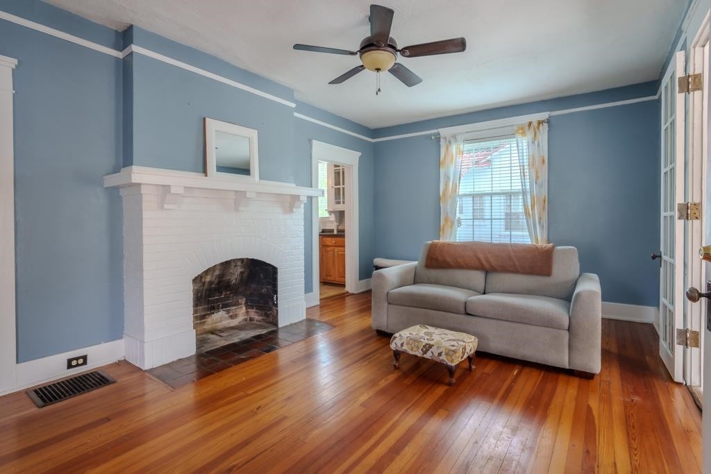 Image 2 of 63 For 4411 53rd Court