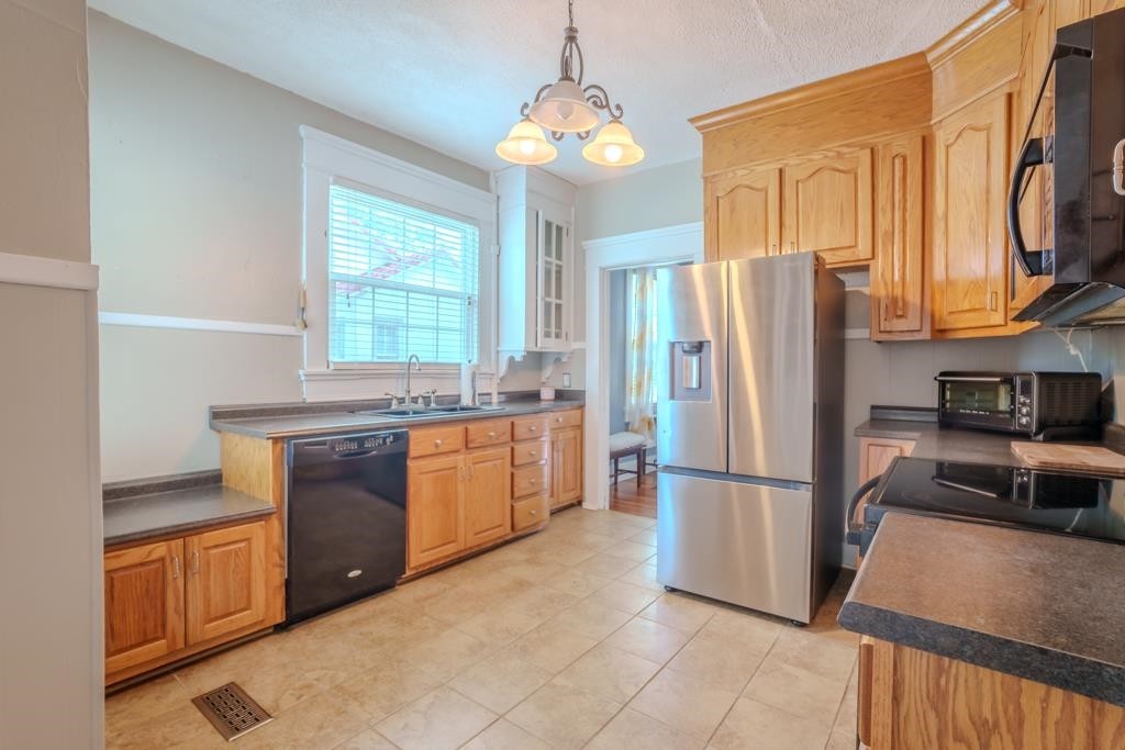Image 4 of 63 For 4411 53rd Court