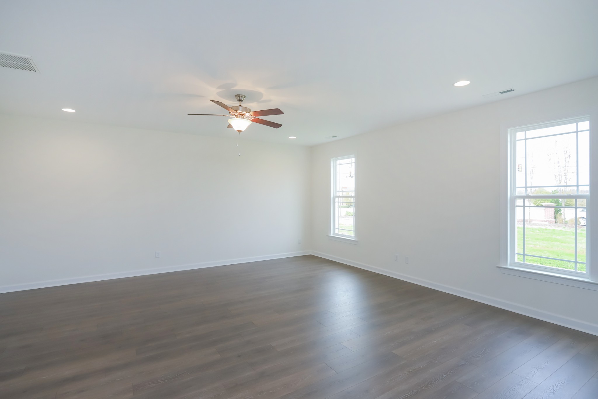 Image 11 of 51 For 9 Walnut Run