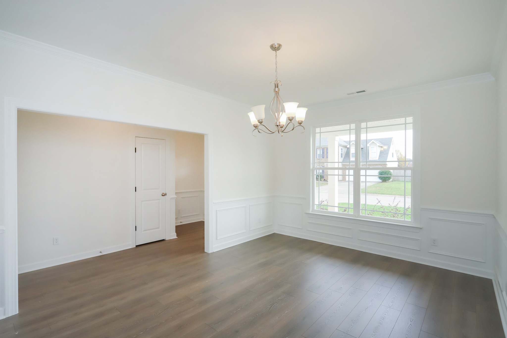 Image 5 of 51 For 9 Walnut Run