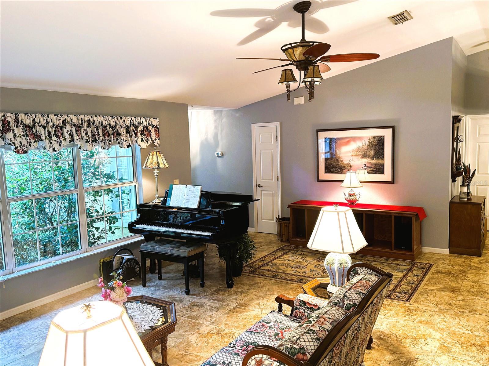 Image 31 of 80 For 3579 Shorewood Drive