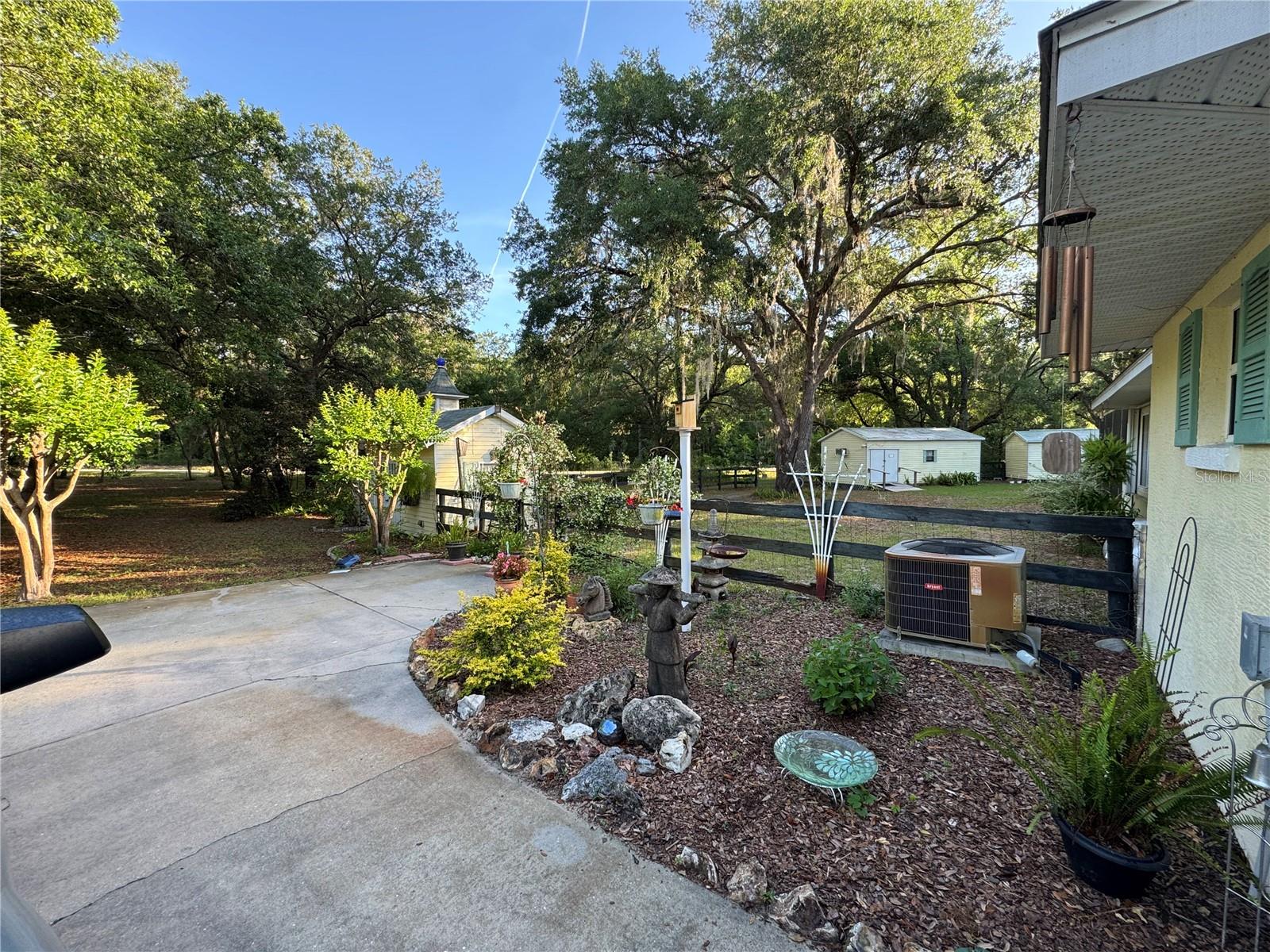 Image 4 of 80 For 3579 Shorewood Drive