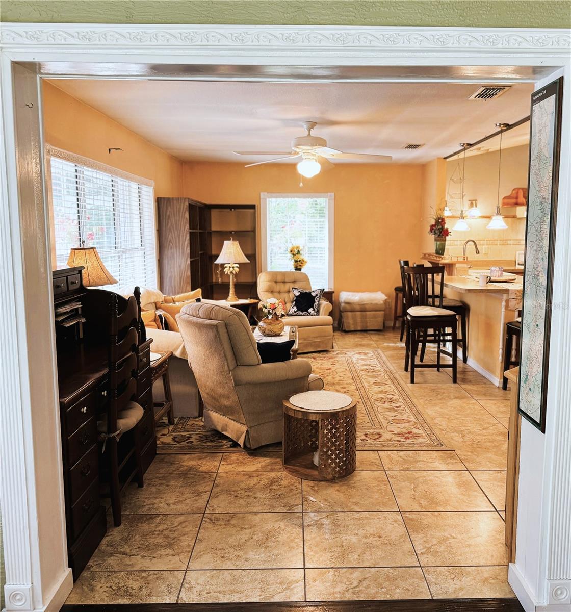 Image 55 of 80 For 3579 Shorewood Drive