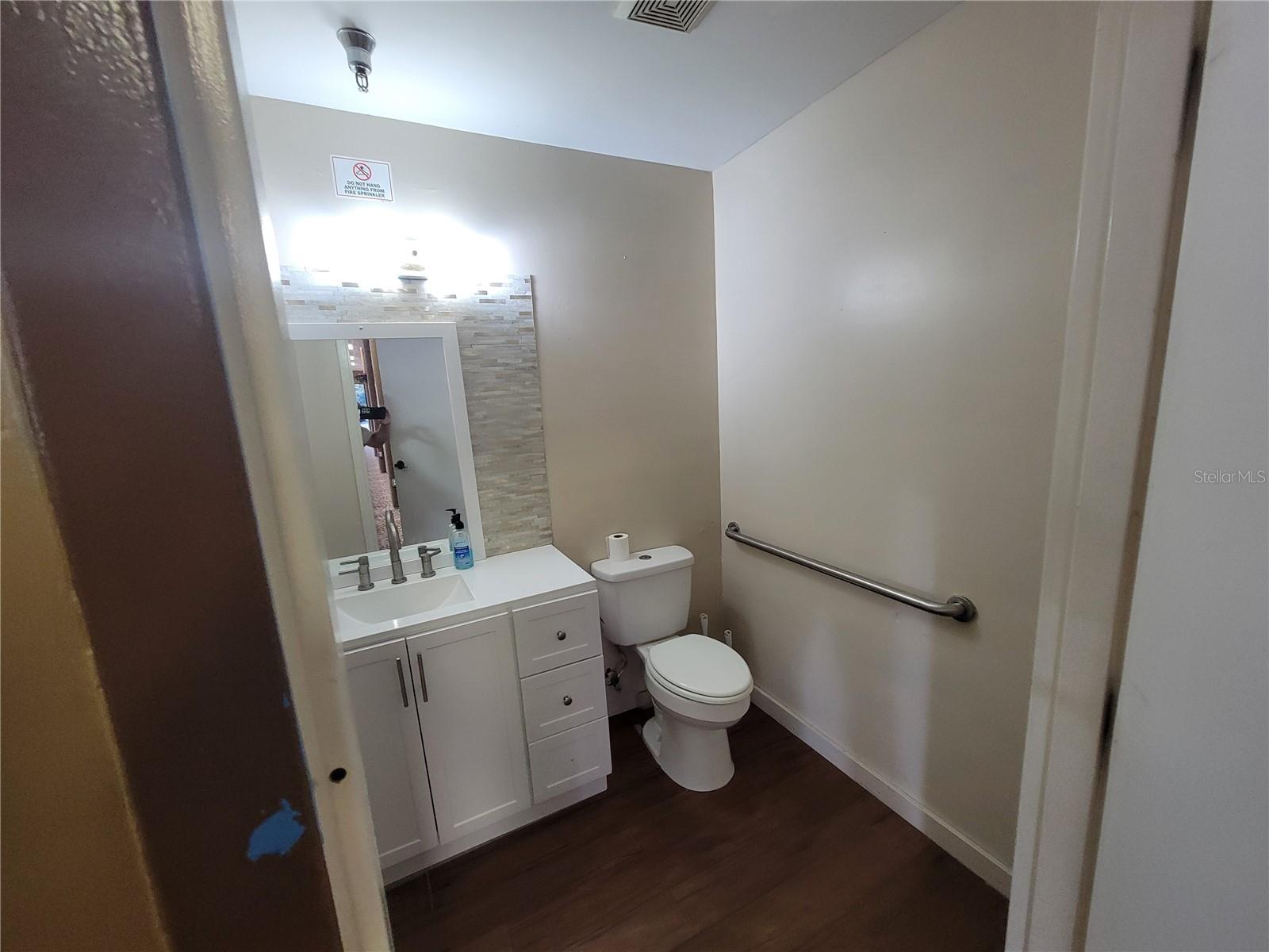 Image 11 of 12 For 5850 Abshier Boulevard