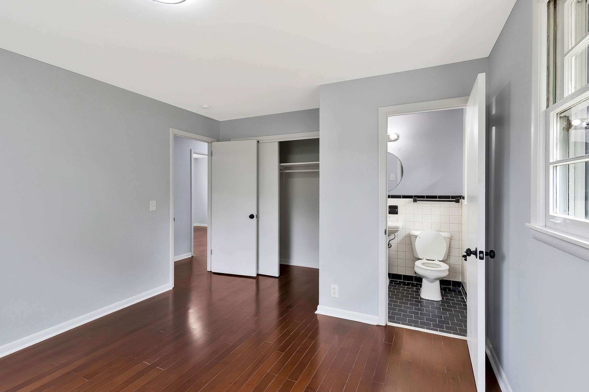 Image 16 of 19 For 10426 133rd Avenue