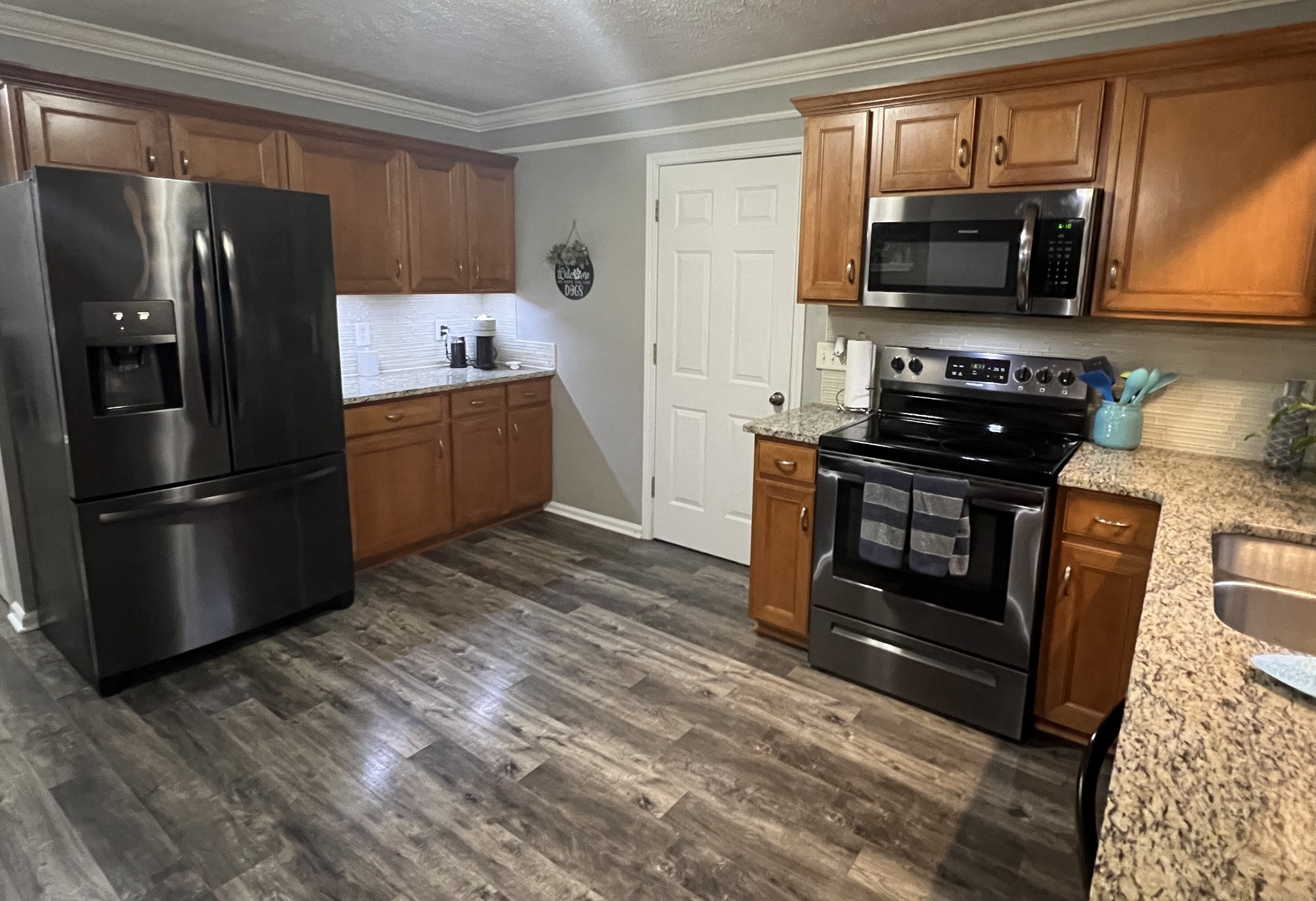 Image 10 of 99 For 1739 Broad Winged Hawk Drive