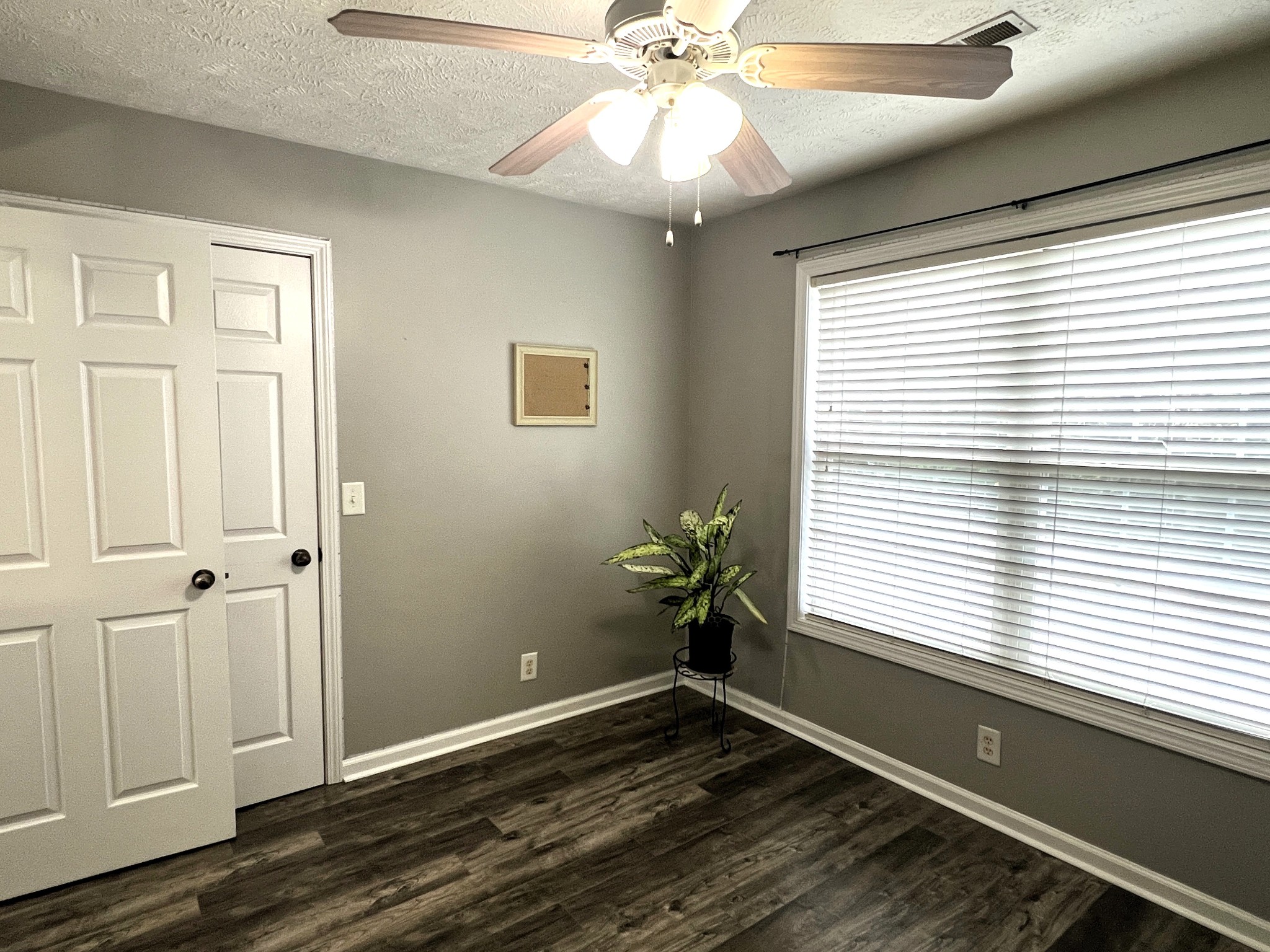 Image 30 of 99 For 1739 Broad Winged Hawk Drive