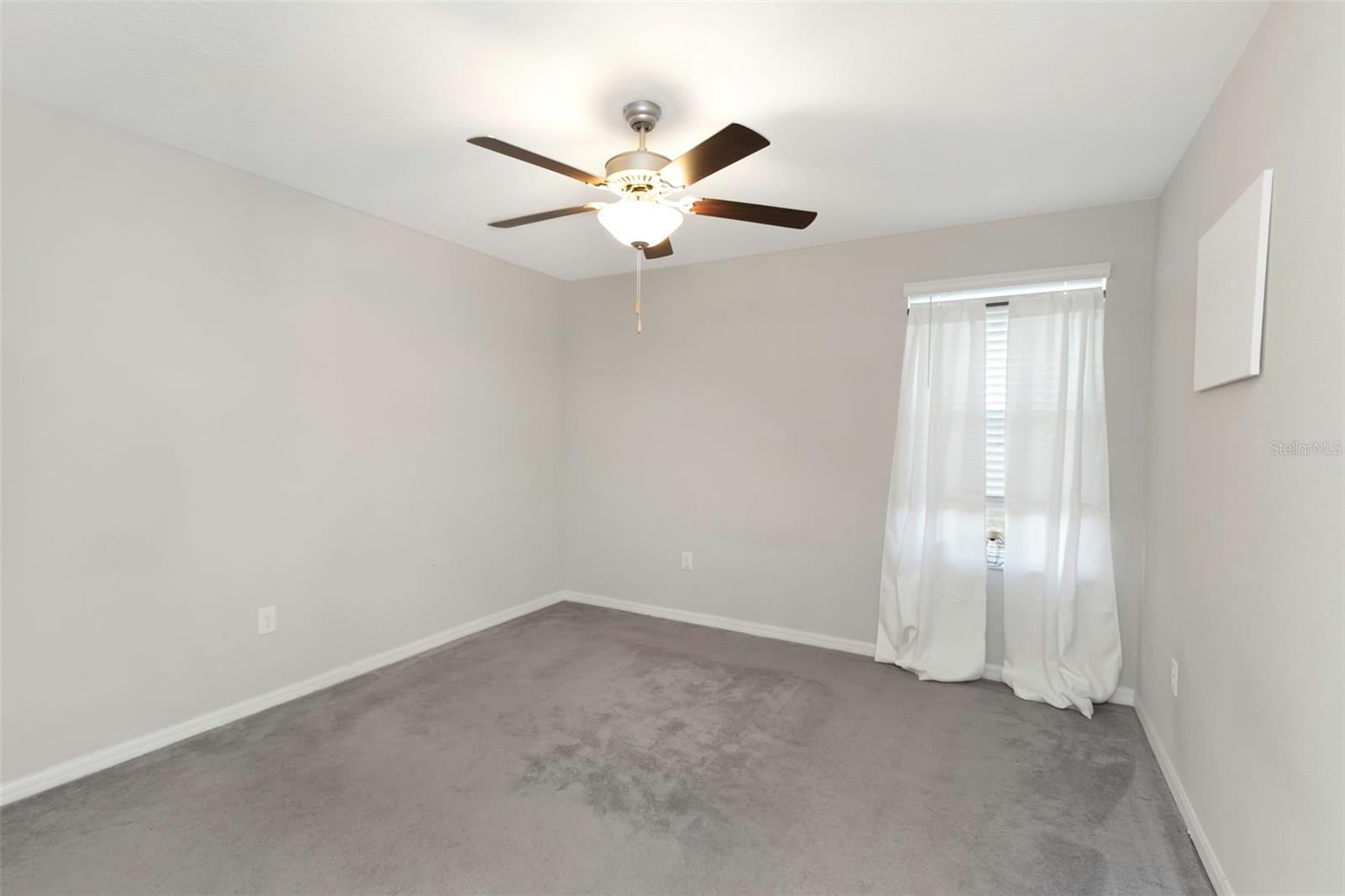 Image 44 of 99 For 1739 Broad Winged Hawk Drive