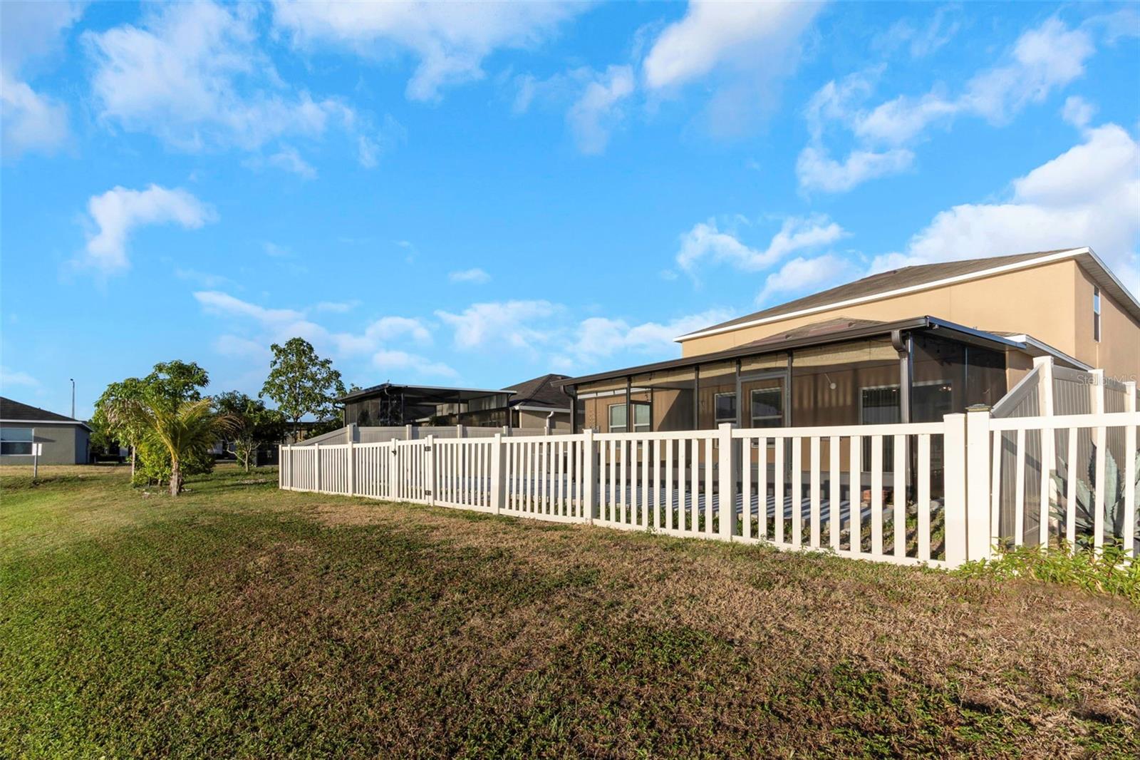 Image 65 of 99 For 1739 Broad Winged Hawk Drive