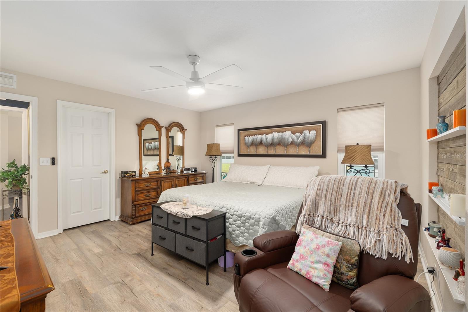 Image 26 of 71 For 6858 Sw 111th Loop