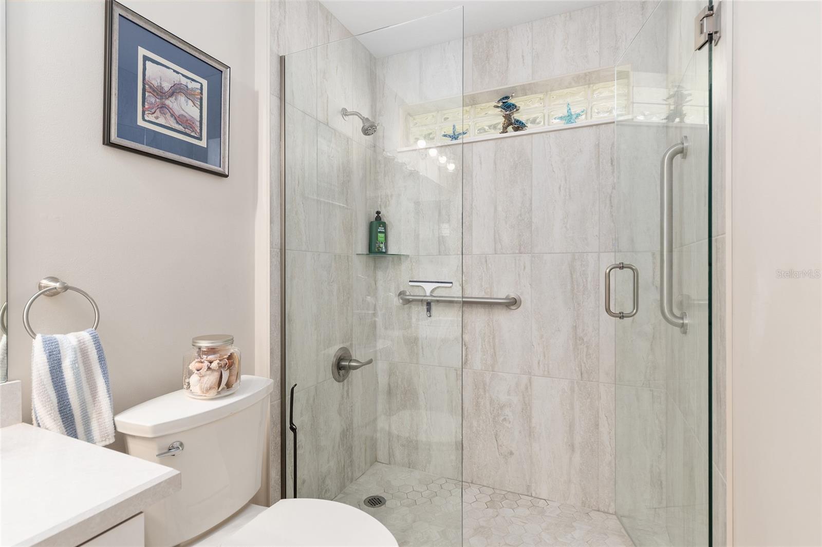 Image 41 of 71 For 6858 Sw 111th Loop