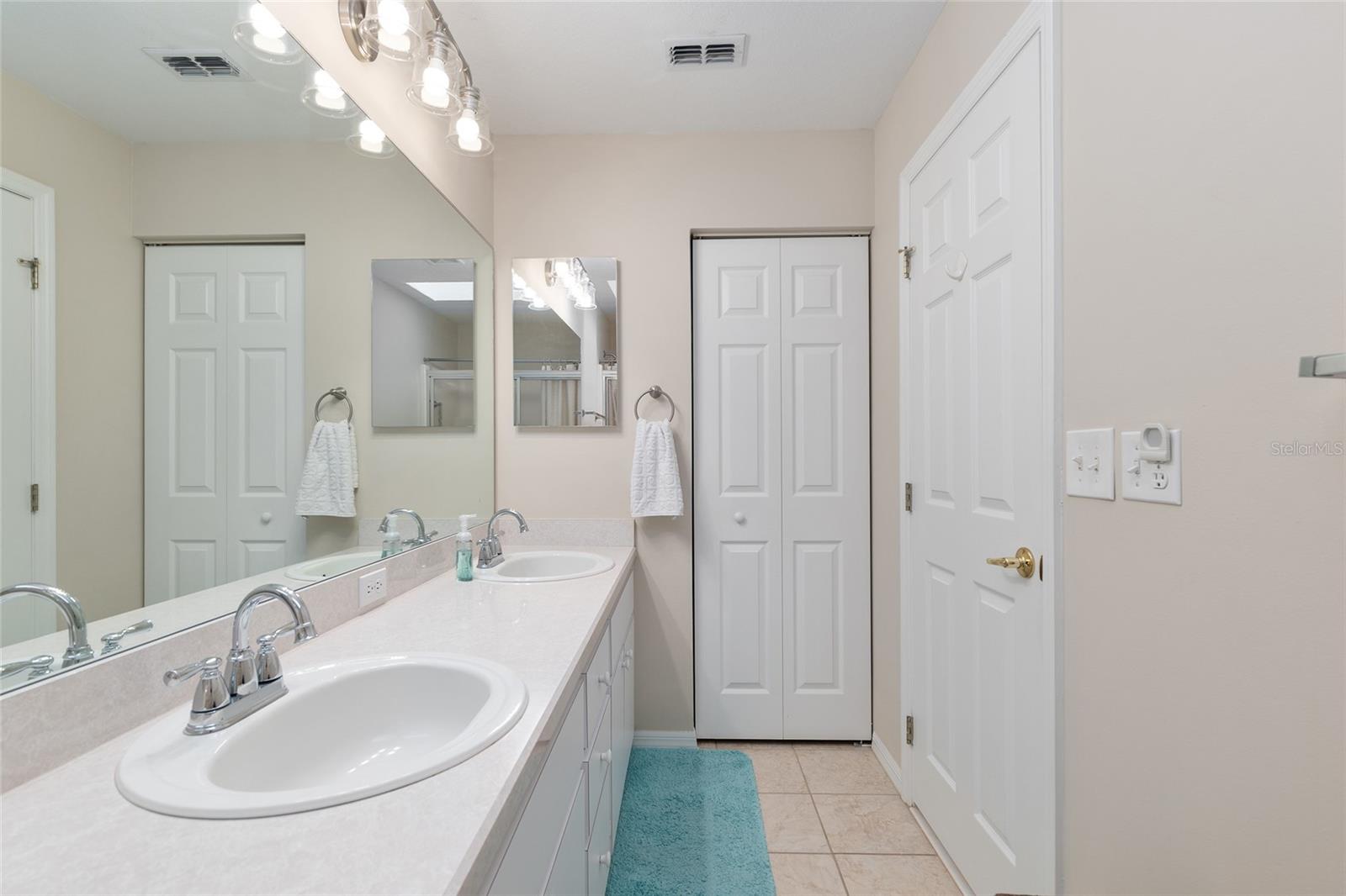 Image 47 of 71 For 6858 Sw 111th Loop