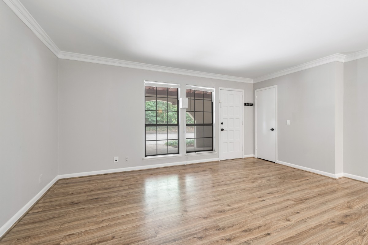 Image 4 of 22 For 5308 46th Lane Road