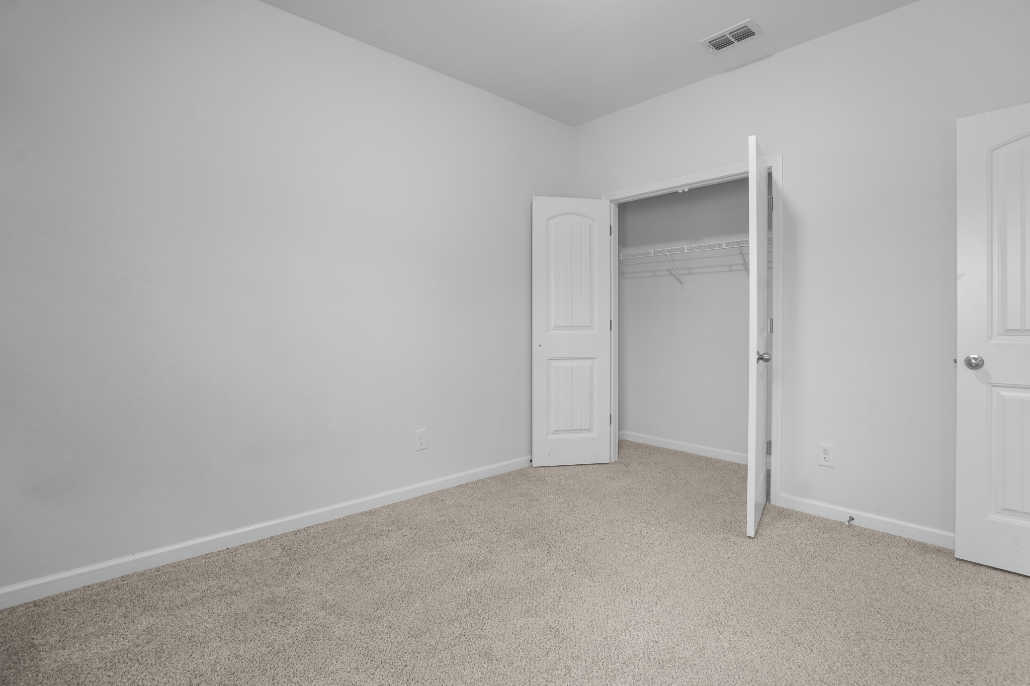 Image 7 of 40 For 4966 107th Loop