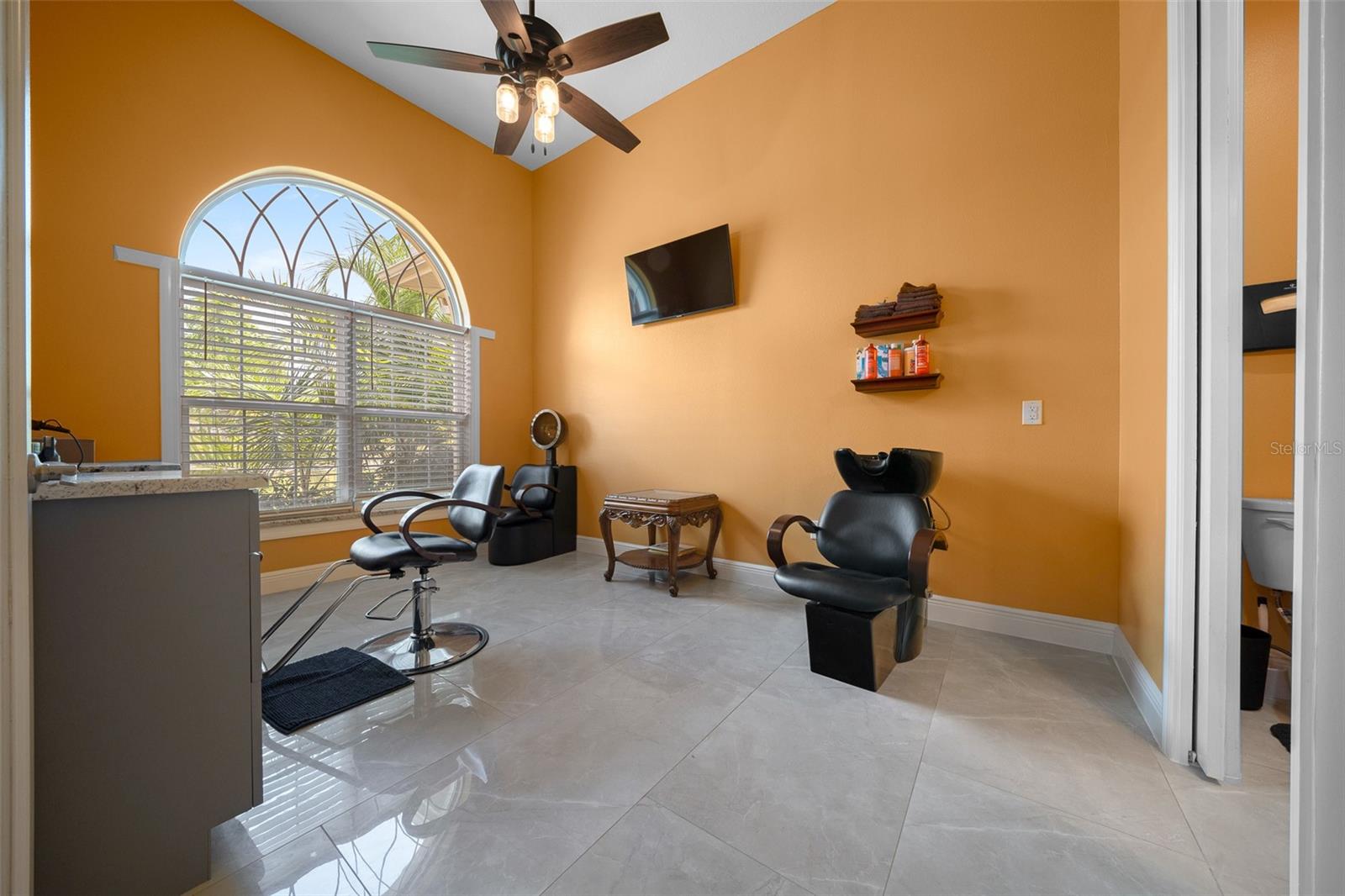Image 20 of 88 For 3934 110th Street