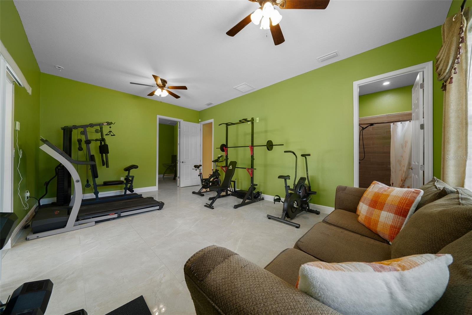 Image 39 of 88 For 3934 110th Street
