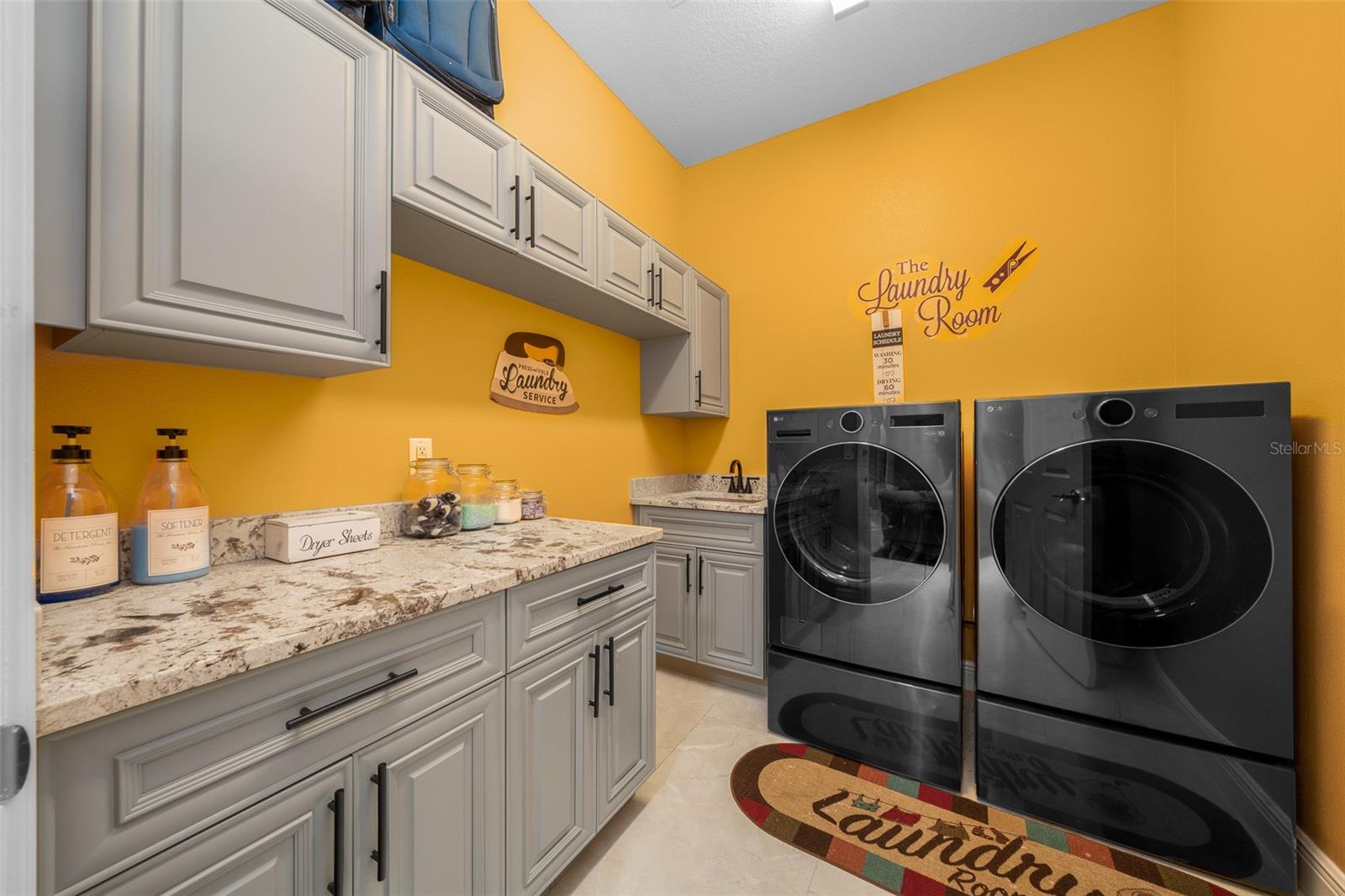Image 44 of 88 For 3934 110th Street