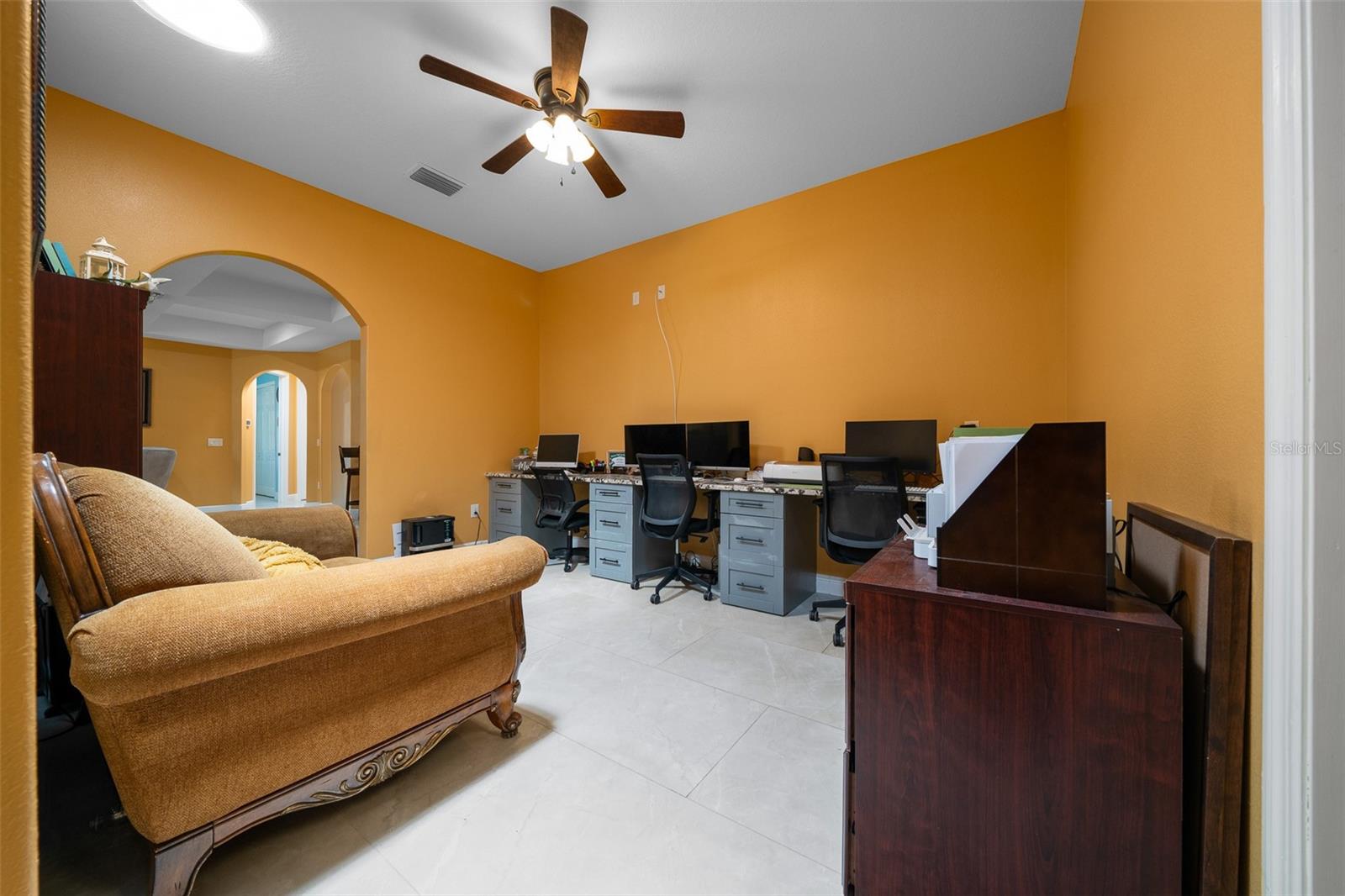 Image 45 of 88 For 3934 110th Street
