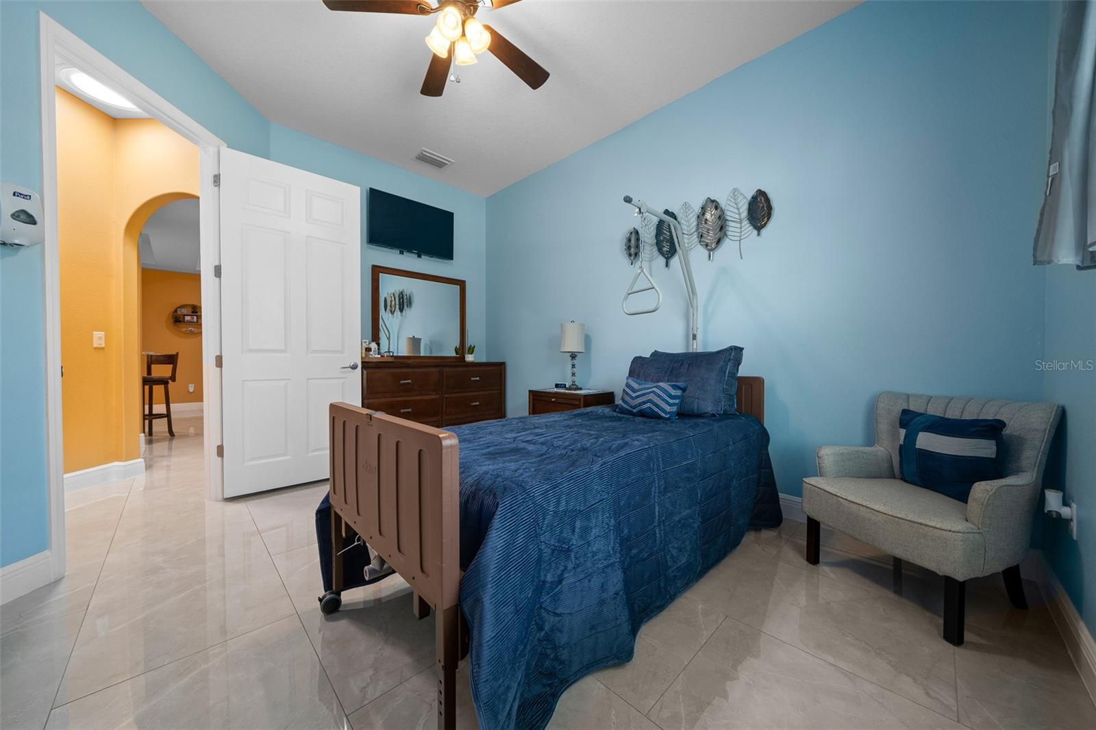Image 62 of 88 For 3934 110th Street