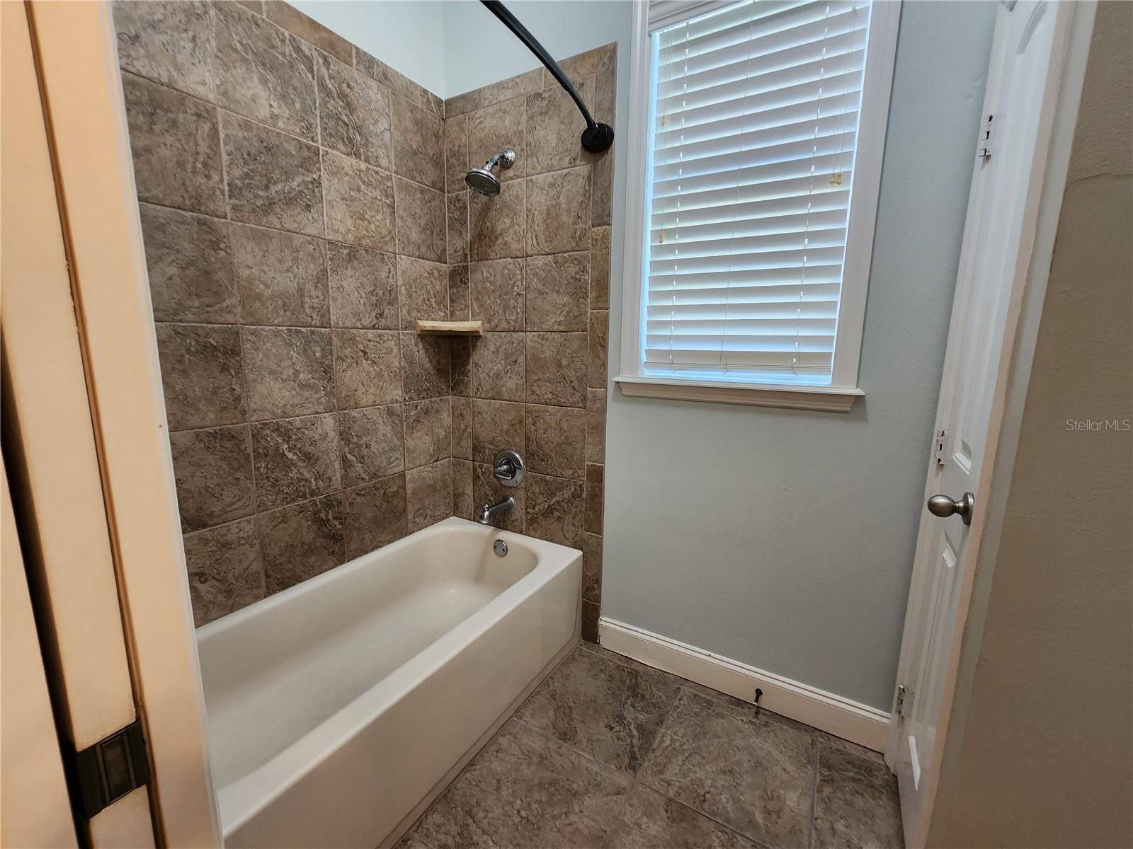 Image 31 of 43 For 3501 49th Avenue