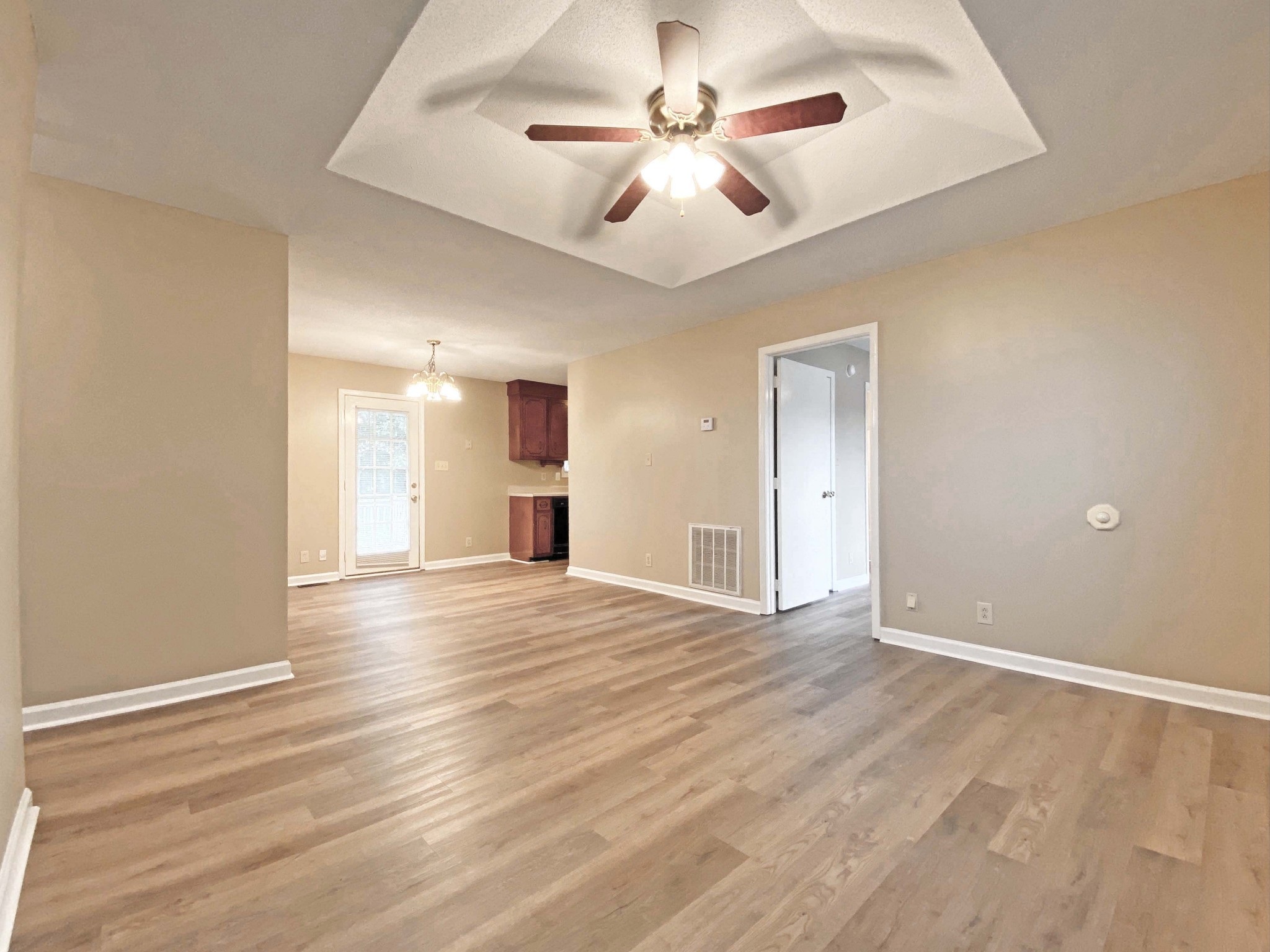 Image 5 of 43 For 13855 27th Avenue