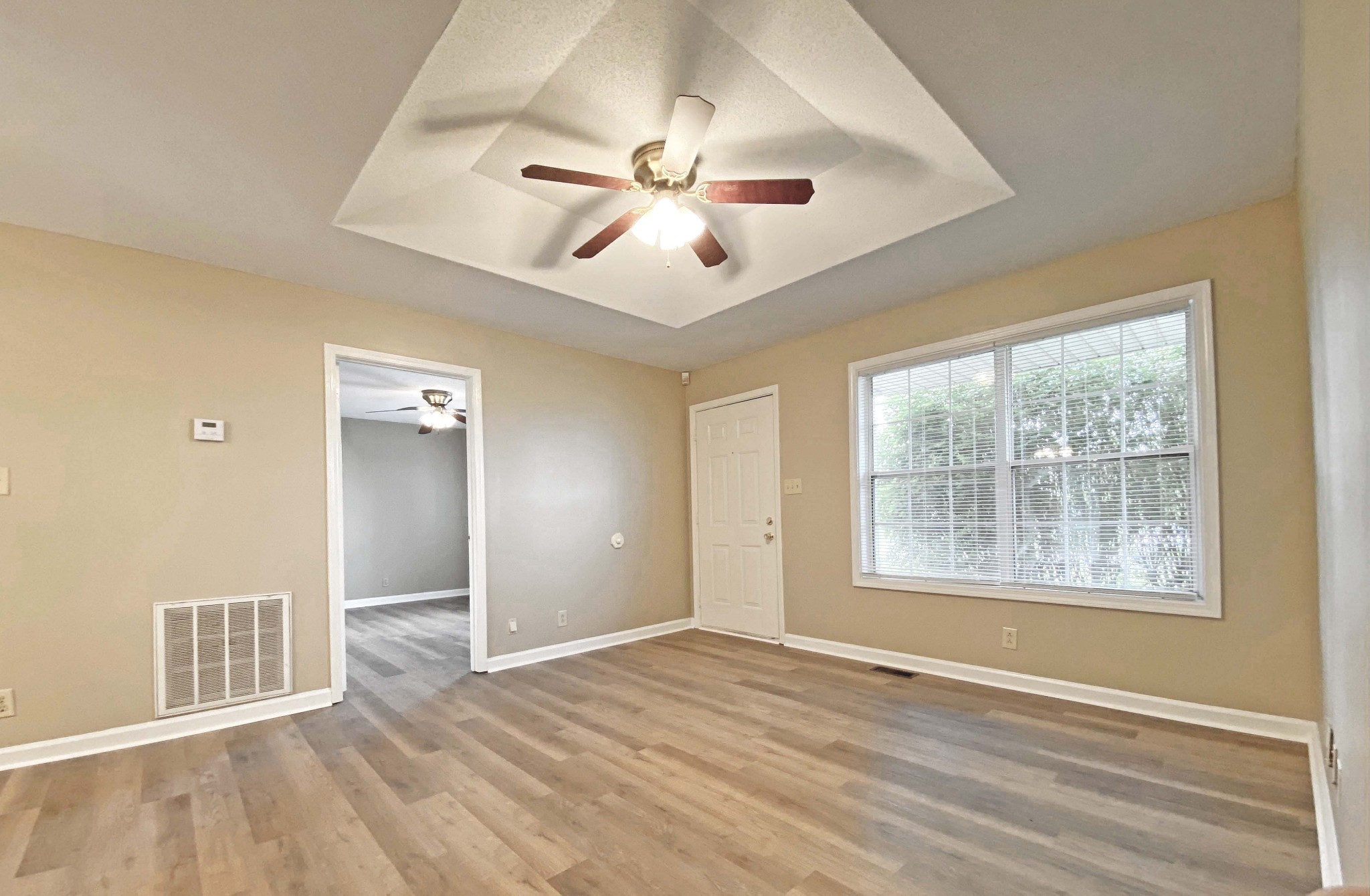Image 6 of 43 For 13855 27th Avenue