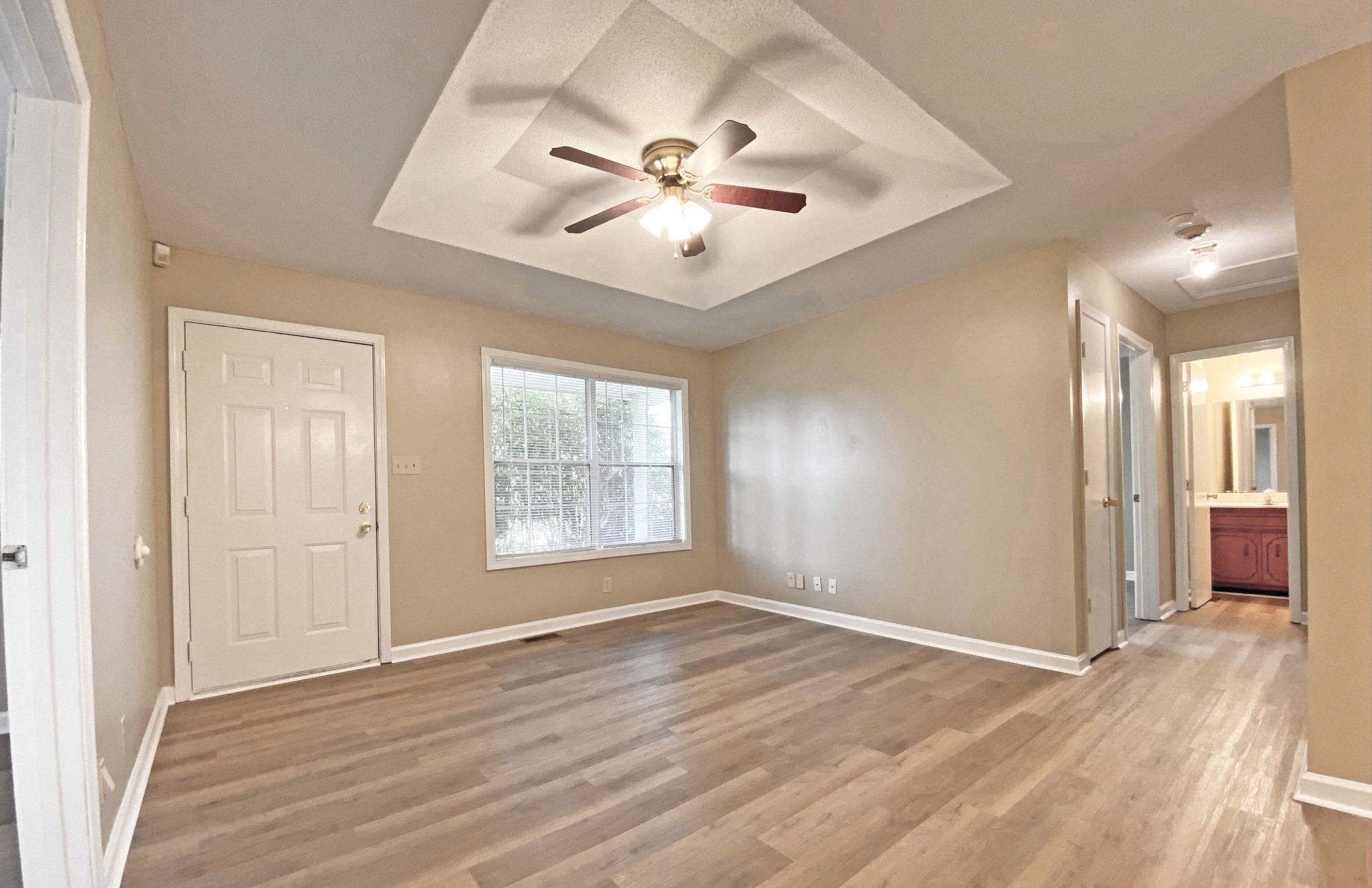 Image 7 of 43 For 13855 27th Avenue