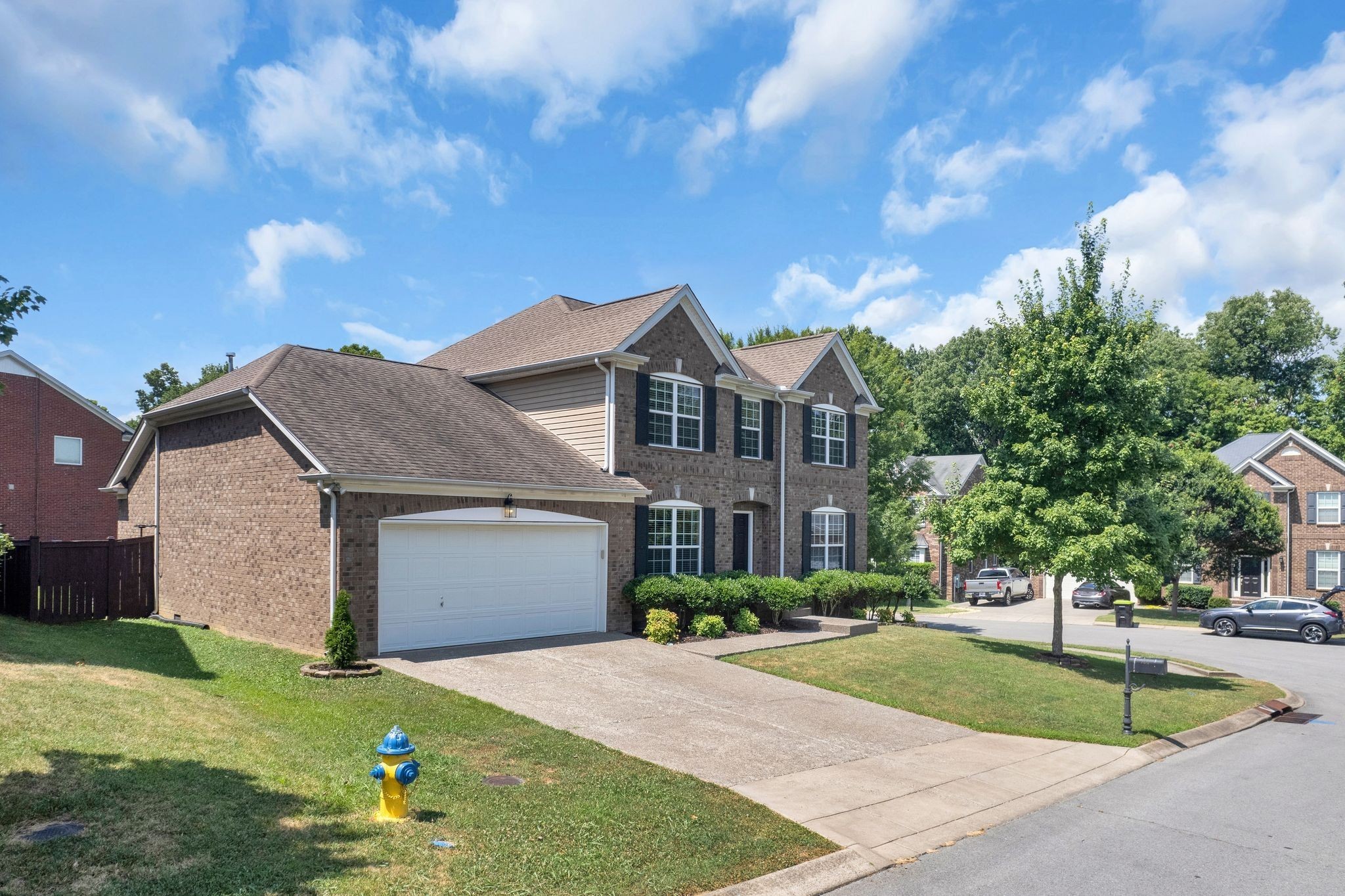 Image 5 of 72 For 2272 Laurel Run Drive