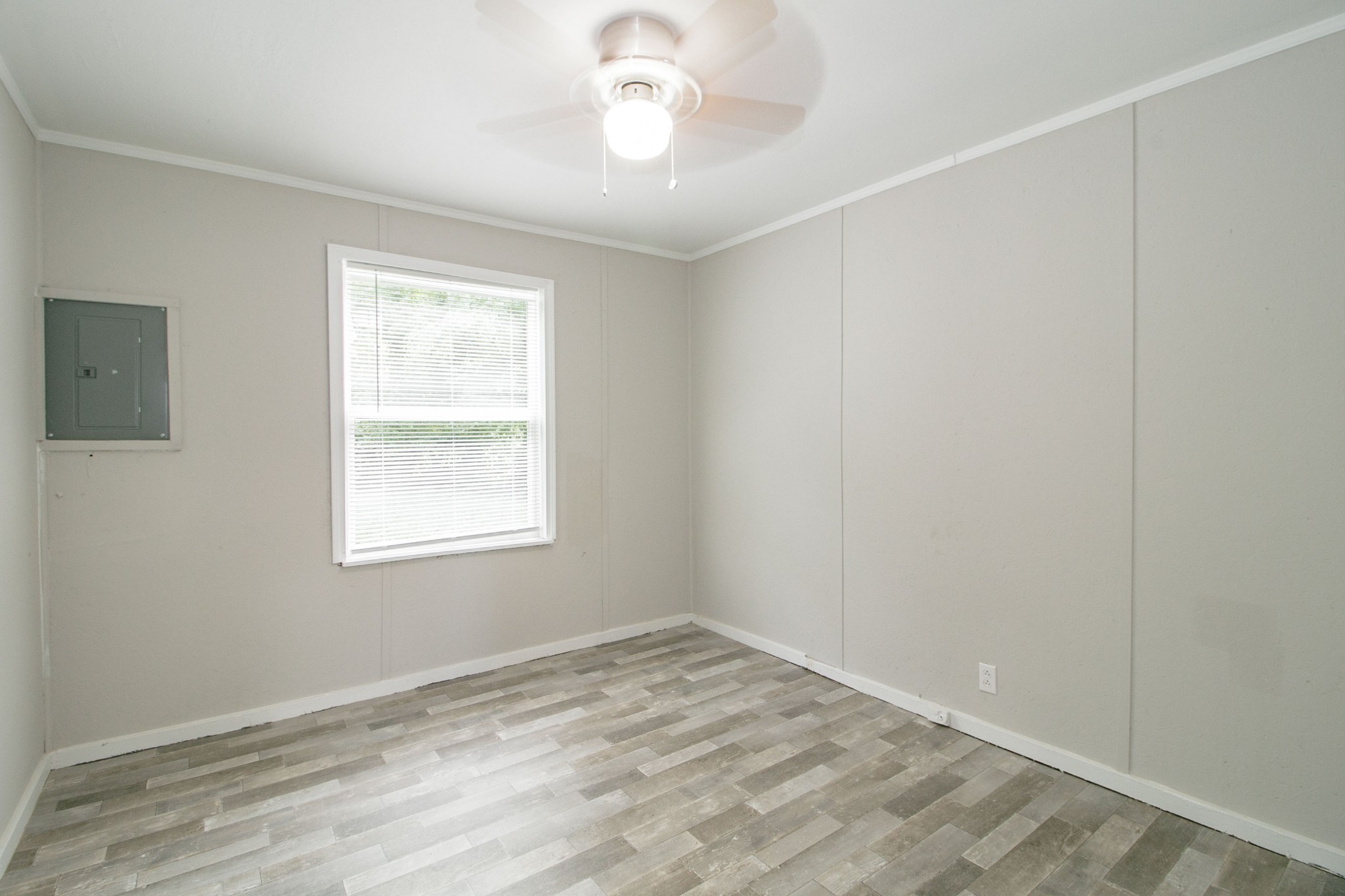 Image 12 of 12 For 1203 12th Street 8