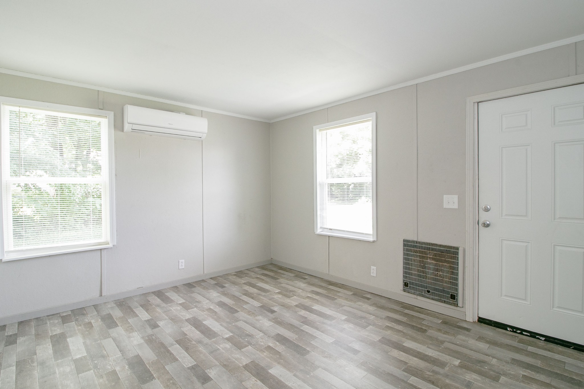 Image 7 of 12 For 1203 12th Street 8