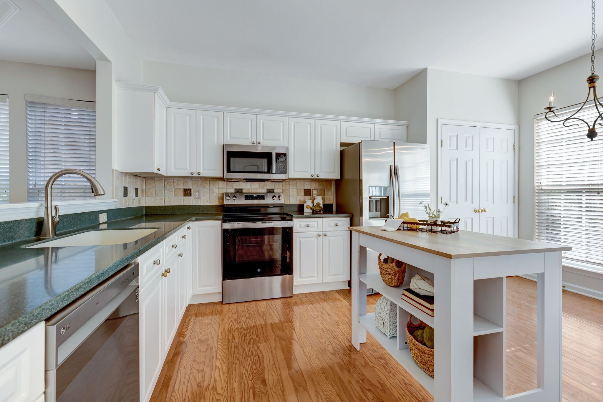 Image 14 of 33 For 17005 71st Street