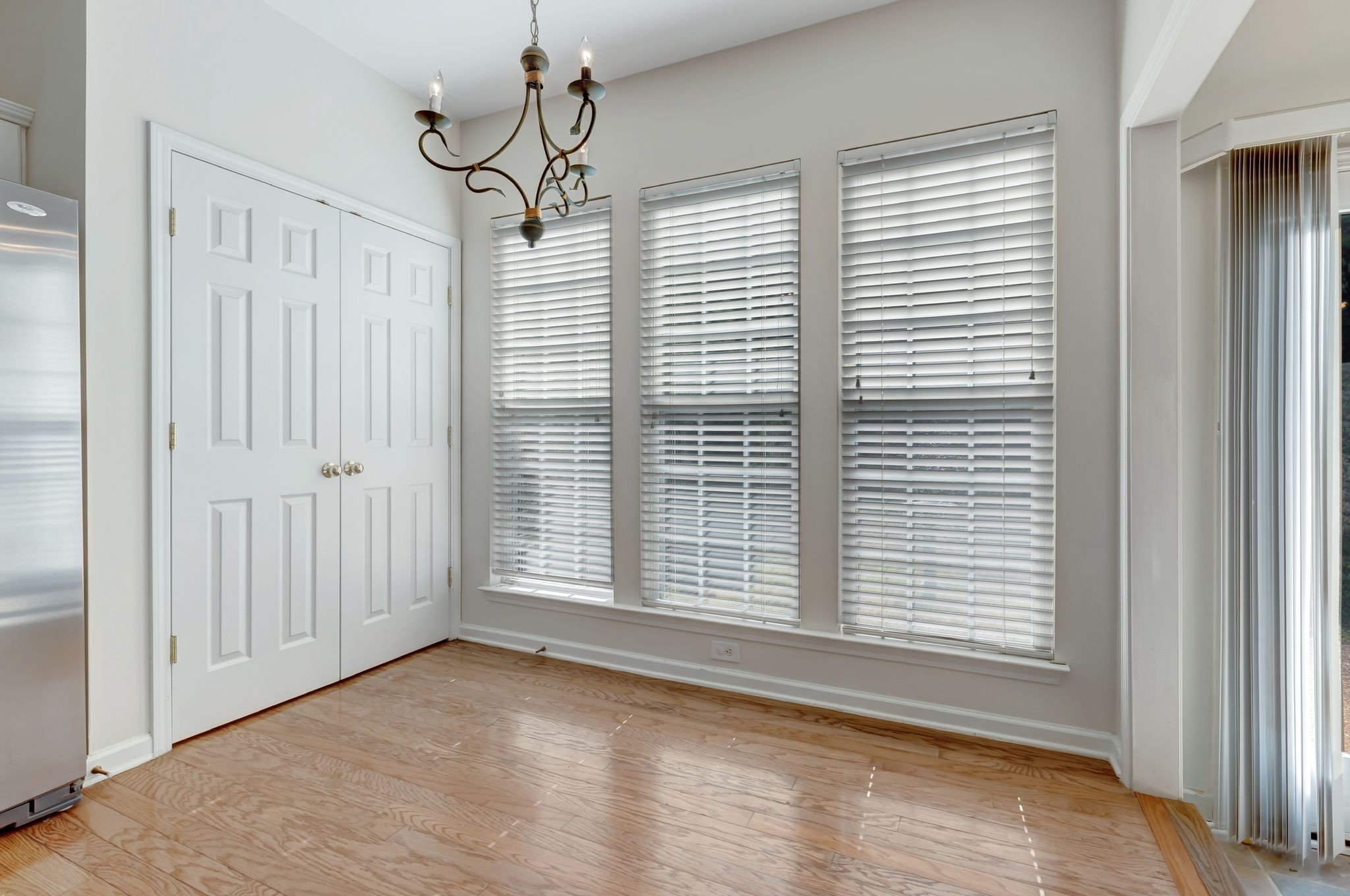 Image 15 of 33 For 17005 71st Street