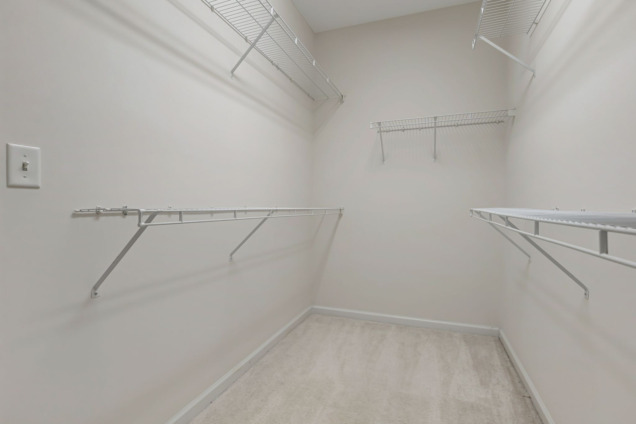 Image 22 of 33 For 17005 71st Street