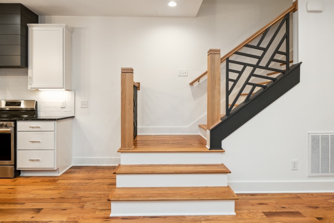 Image 15 of 62 For 13232 39th Terrace