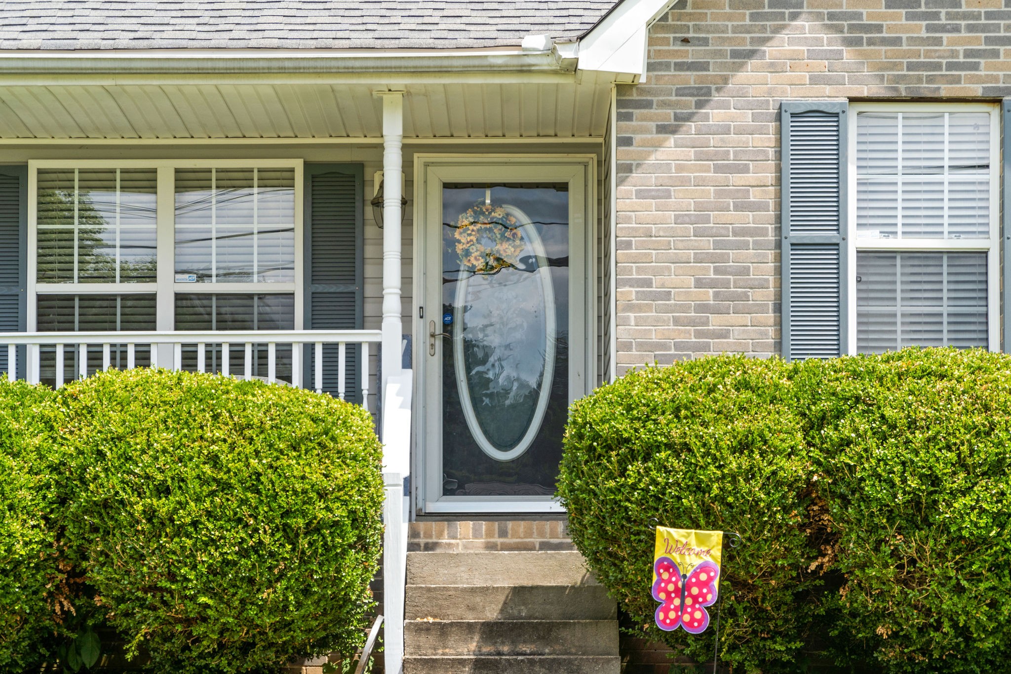 Image 2 of 50 For 5326 76th Court