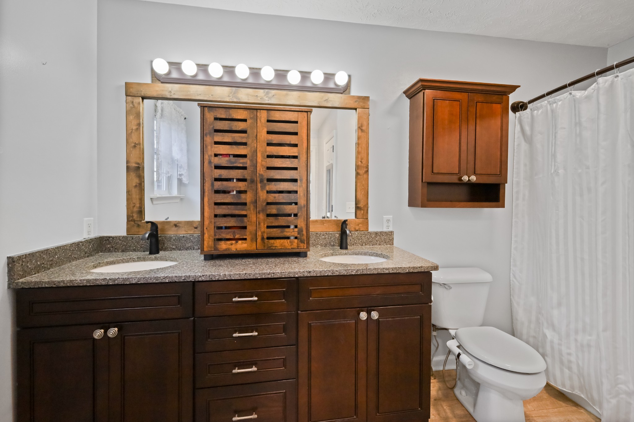 Image 20 of 33 For 8569 92nd Lane D