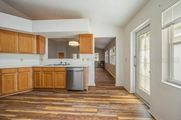 Image 18 of 39 For 9093 91st Circle