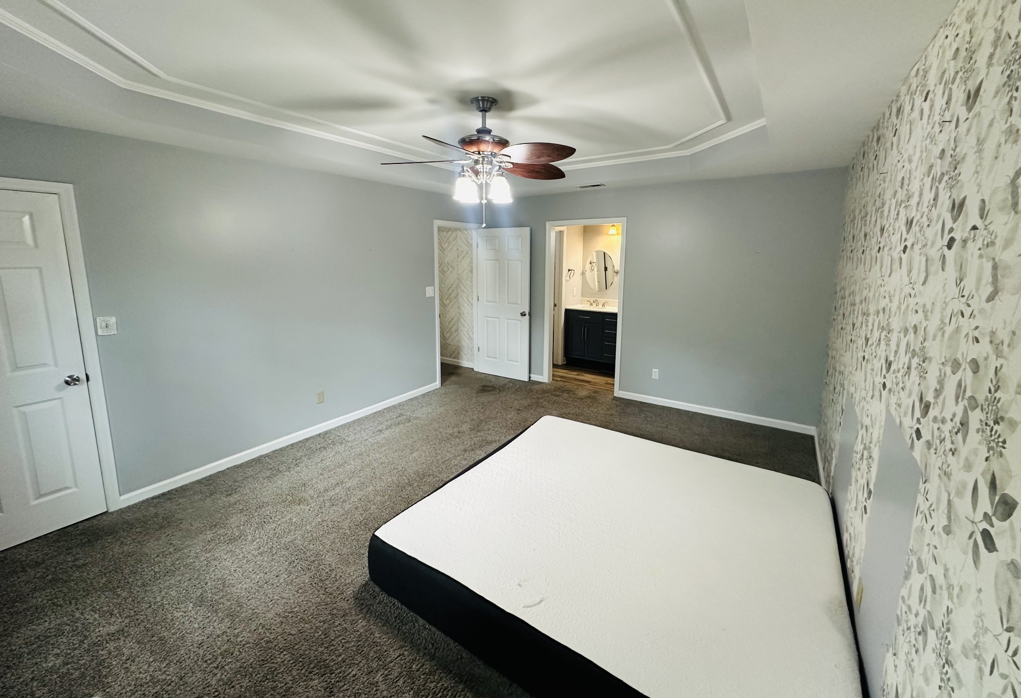 Image 10 of 16 For 715 22nd Court