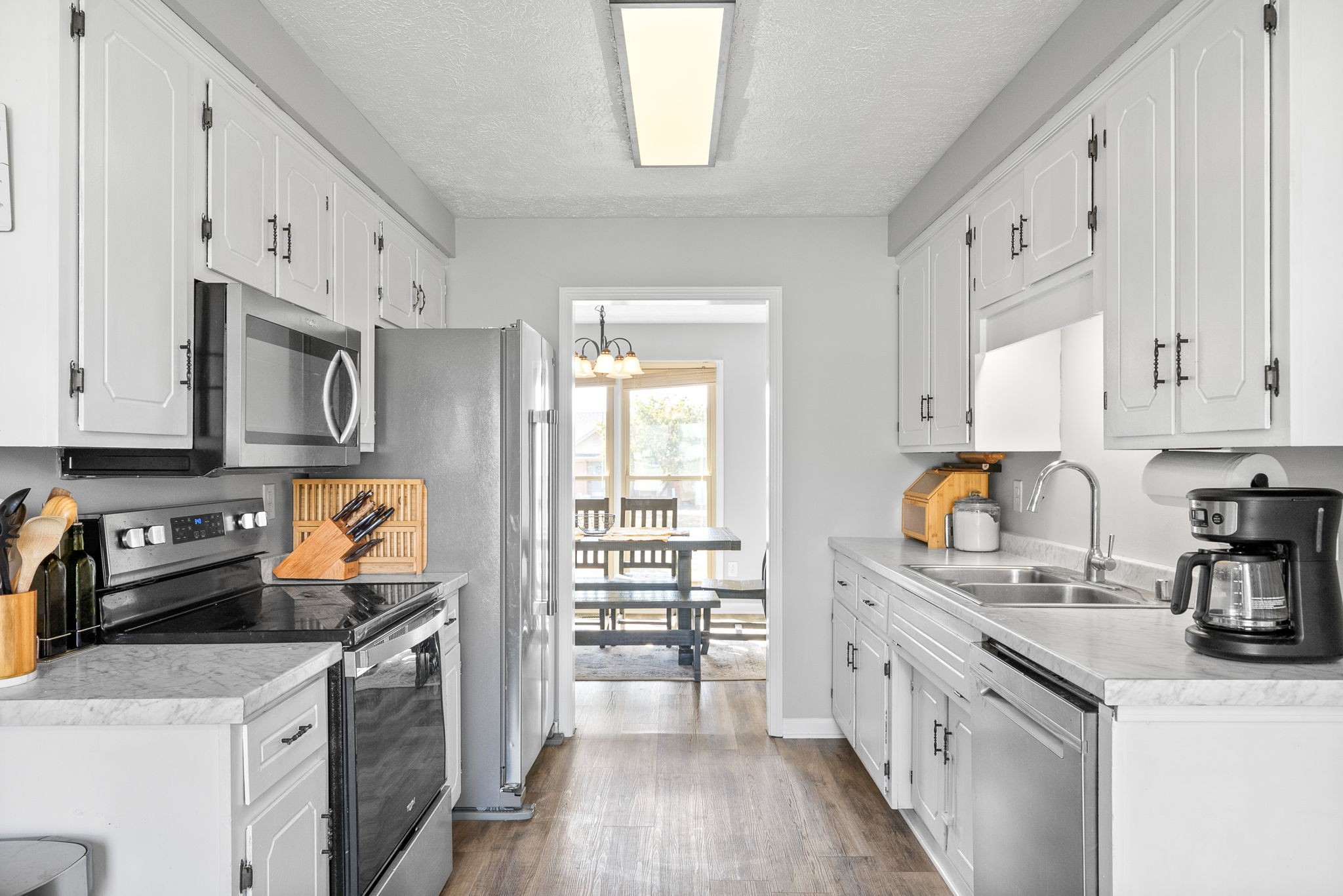 Image 16 of 100 For 400 90th Street
