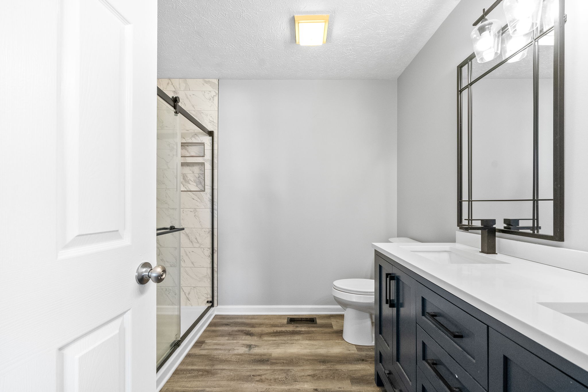 Image 20 of 100 For 400 90th Street